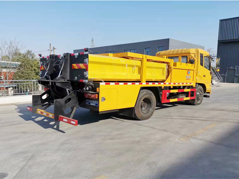 東風天錦康機185馬力防撞緩沖車（折疊款）